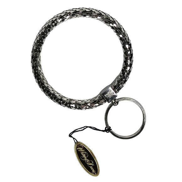 WHITING & DAVIS Vintage Large Silver Mesh Circle Keychain | Rare NWT Condition - Picture 2 of 4